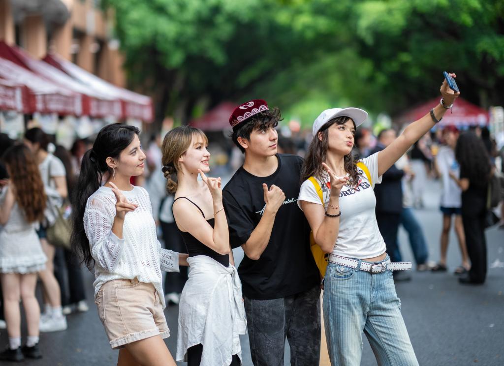 DSC05704.jpg DSC05704.jpg