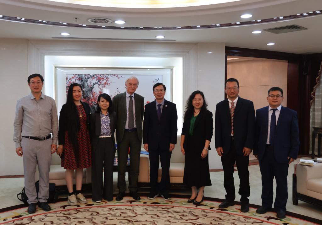 06ee4c25fa4a0f0d0e24e2a304dde67.jpg 06ee4c25fa4a0f0d0e24e2a304dde67.jpg